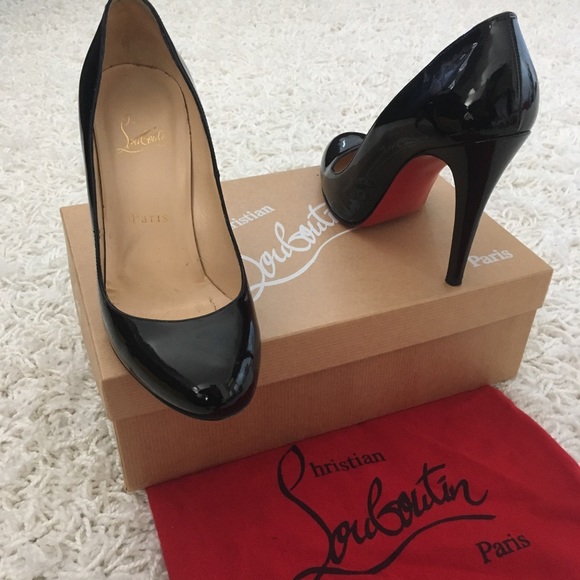 Christian Louboutin Shoes - ❌SOLD❌ Christian Louboutin Pumps